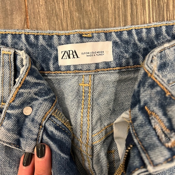 Zara jeans - Picture 3 of 4